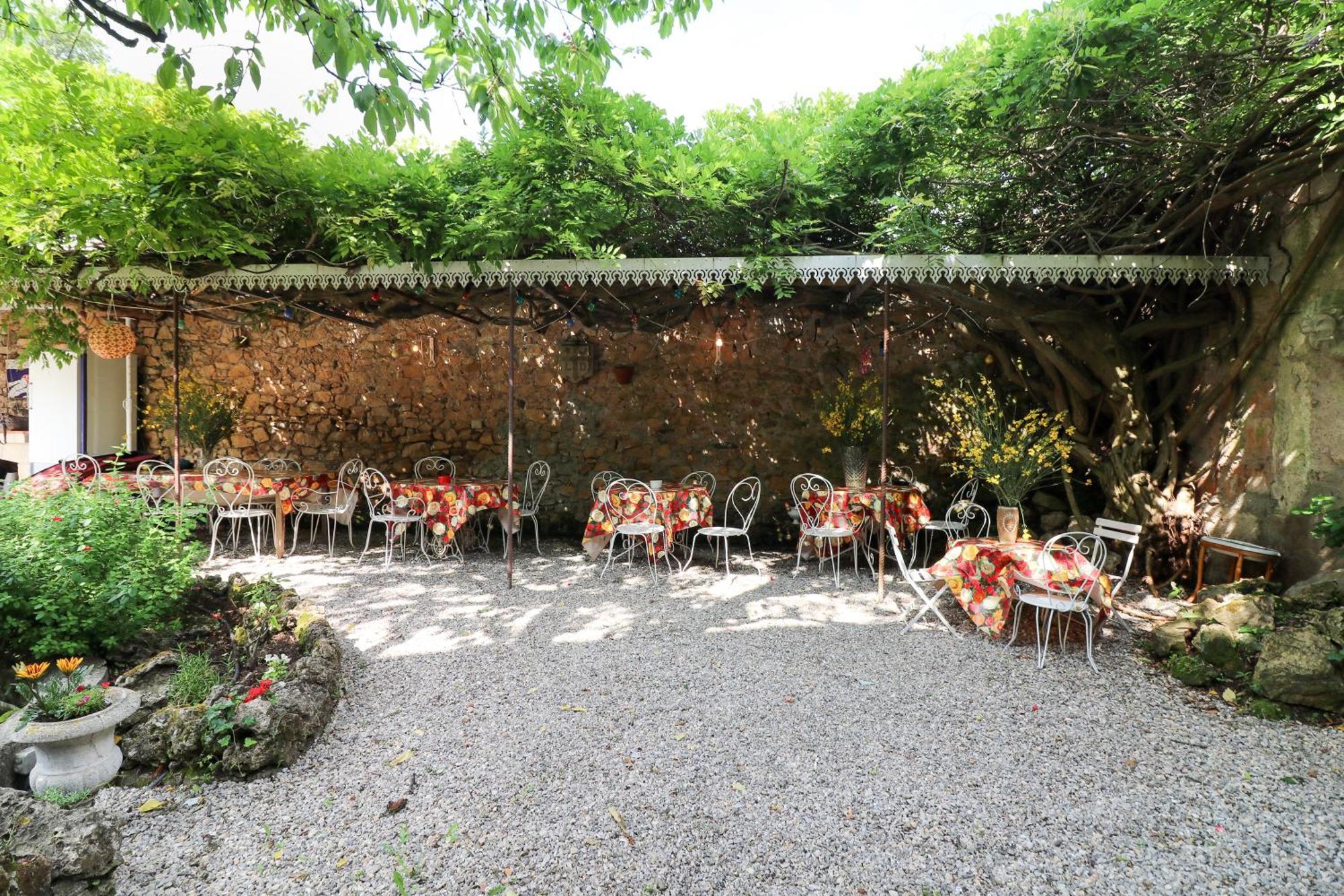 La Roseraie Lodève Exterior foto